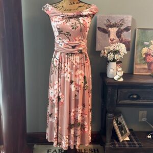 Jolie Moi Pink Floral Maxi Dress. Size 8. Measurements below.